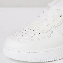 Load image into Gallery viewer, Colour Changing Shoes
