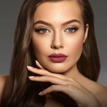 Load image into Gallery viewer, 4 IN 1 MAKEUP PEN - BEAUTY ON-THE-GO
